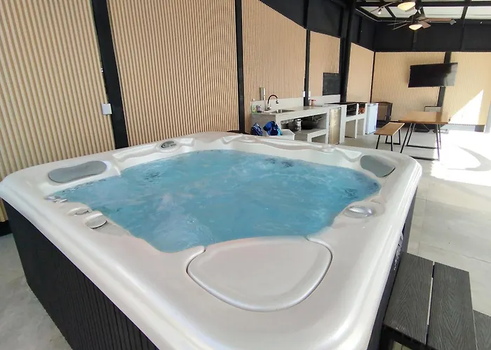 Casa Con Piscina Y Jacuzzi, Vista Al Volcan Tenorio Holiday home Martirio