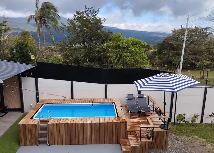 Casa Con Piscina Y Jacuzzi, Vista Al Volcan Tenorio